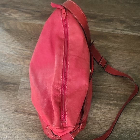 Safari Columbian Bags Vintage Red Lamb Skin Leather Purse With Adjustable Strap - Picture 7 of 13